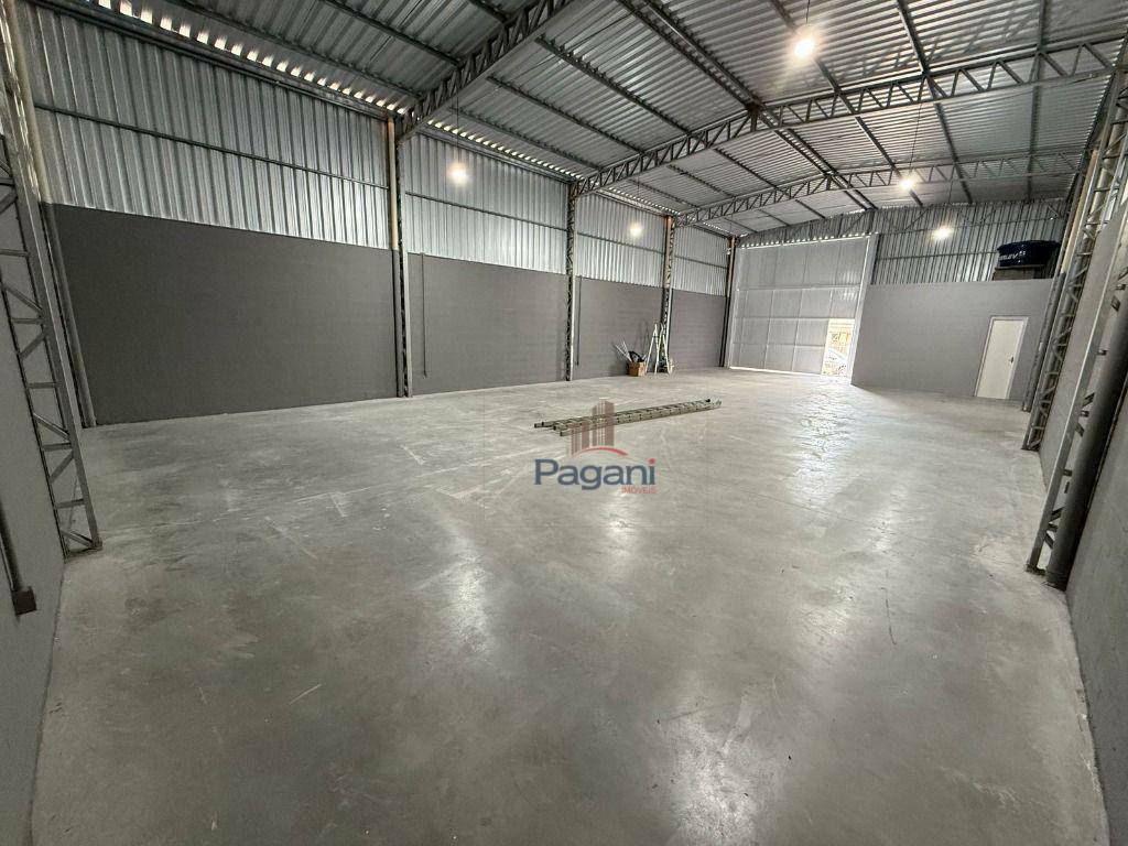 Depósito-Galpão-Armazém para alugar, 200m² - Foto 5