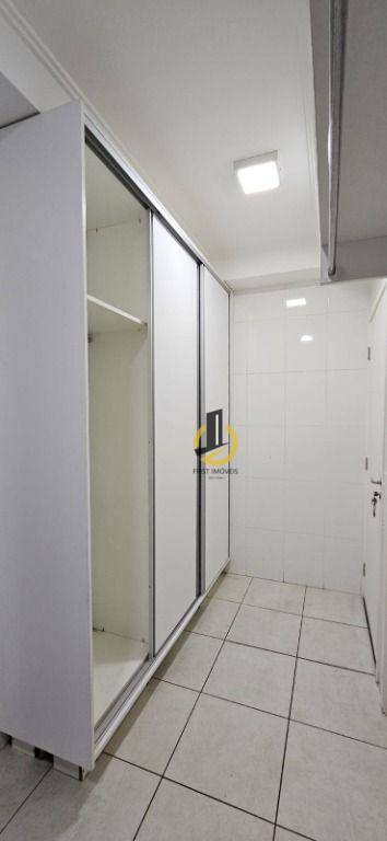 Apartamento à venda com 3 quartos, 126m² - Foto 7