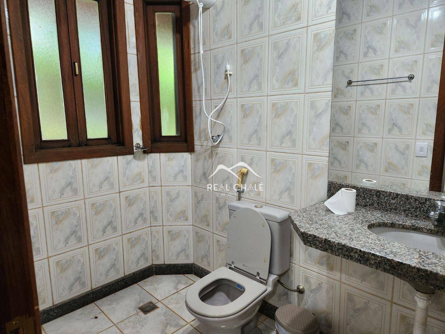 Casa de Condomínio à venda com 5 quartos, 300m² - Foto 35