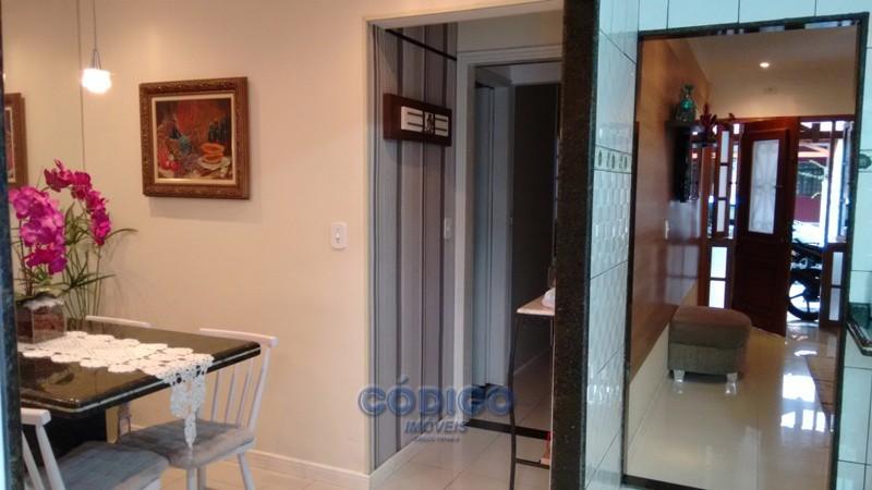 Casa à venda com 4 quartos, 120m² - Foto 26