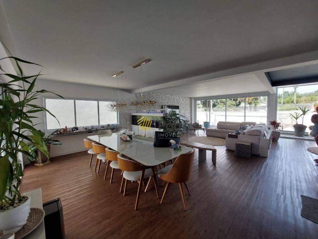 Casa à venda com 4 quartos, 450m² - Foto 3