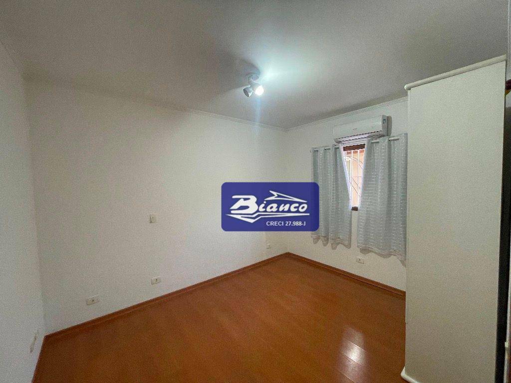 Casa à venda com 3 quartos, 310m² - Foto 16