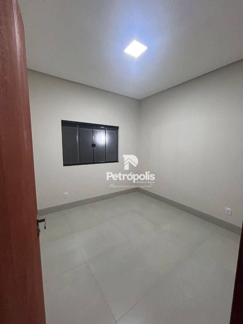 Casa à venda com 3 quartos, 125m² - Foto 14