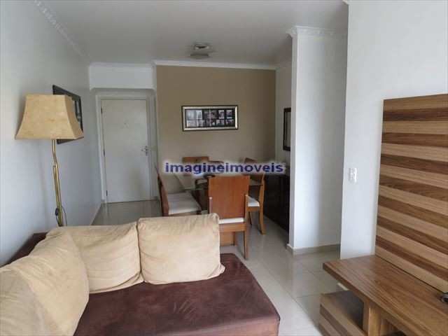 Apartamento à venda com 2 quartos, 62m² - Foto 1