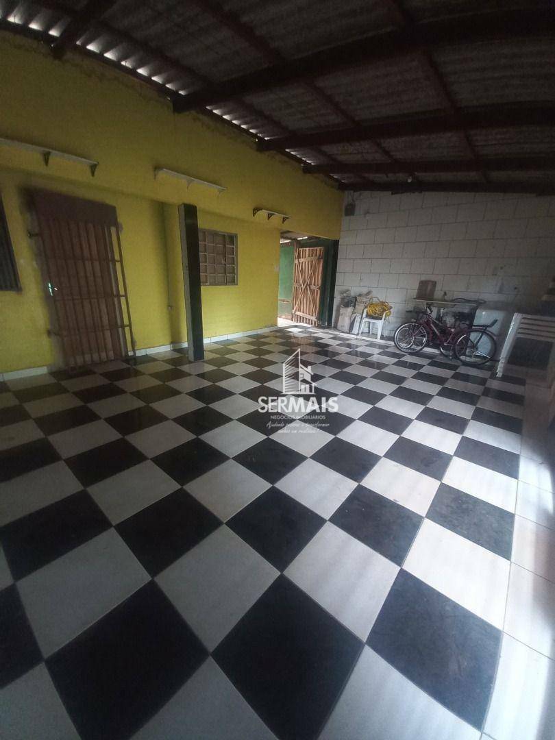 Casa à venda com 3 quartos, 80m² - Foto 2