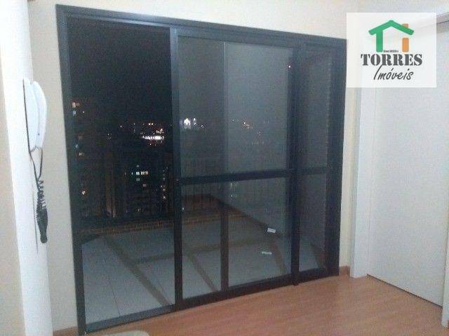 Apartamento à venda com 3 quartos, 96m² - Foto 2