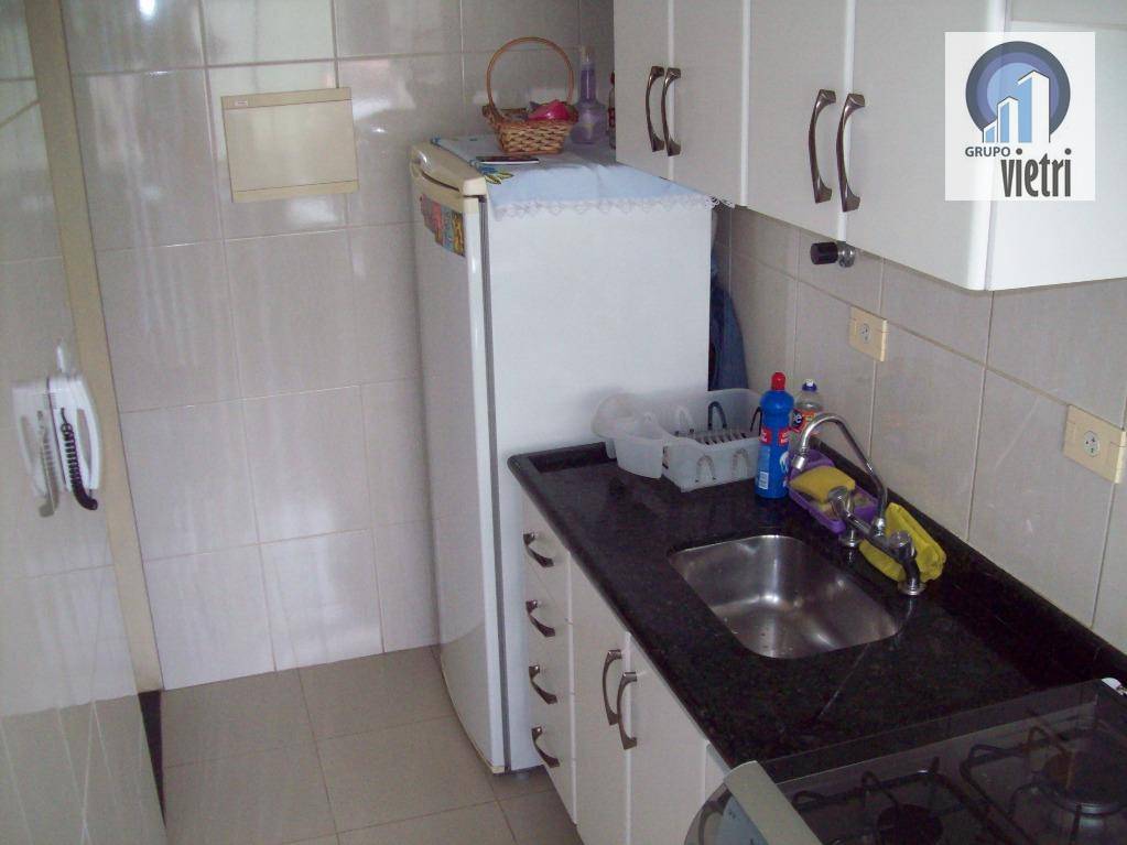 Apartamento à venda com 3 quartos, 110m² - Foto 2