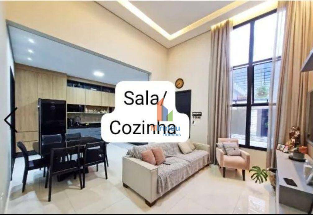 Casa à venda com 3 quartos, 130m² - Foto 1