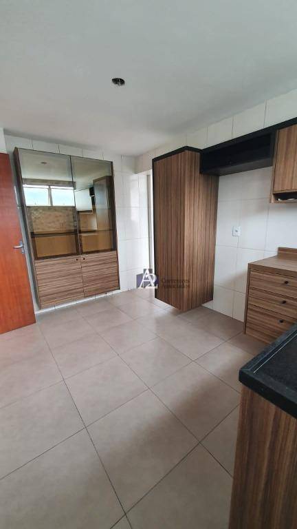 Apartamento à venda com 2 quartos, 79m² - Foto 11