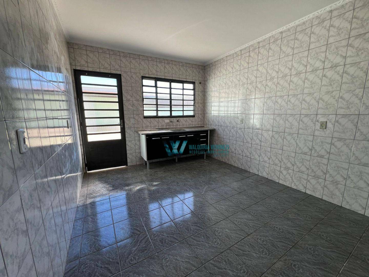 Casa à venda com 2 quartos, 94m² - Foto 7