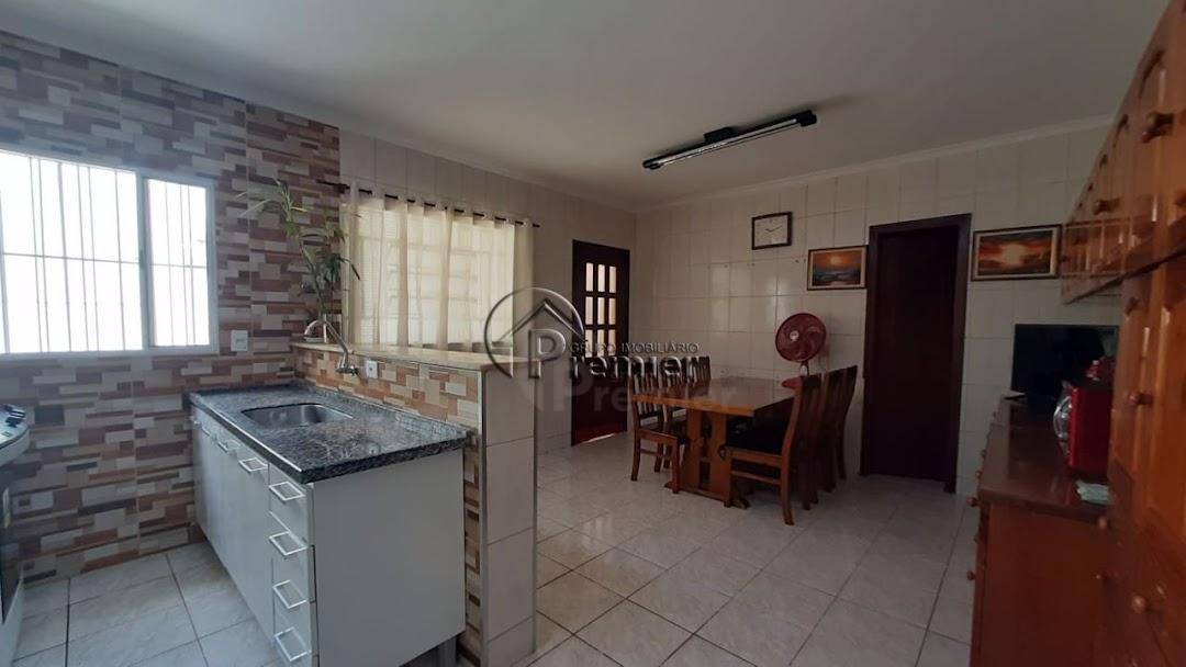 Casa à venda com 3 quartos, 182m² - Foto 22