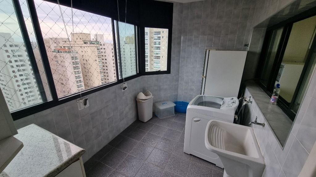 Apartamento à venda com 4 quartos, 200m² - Foto 34