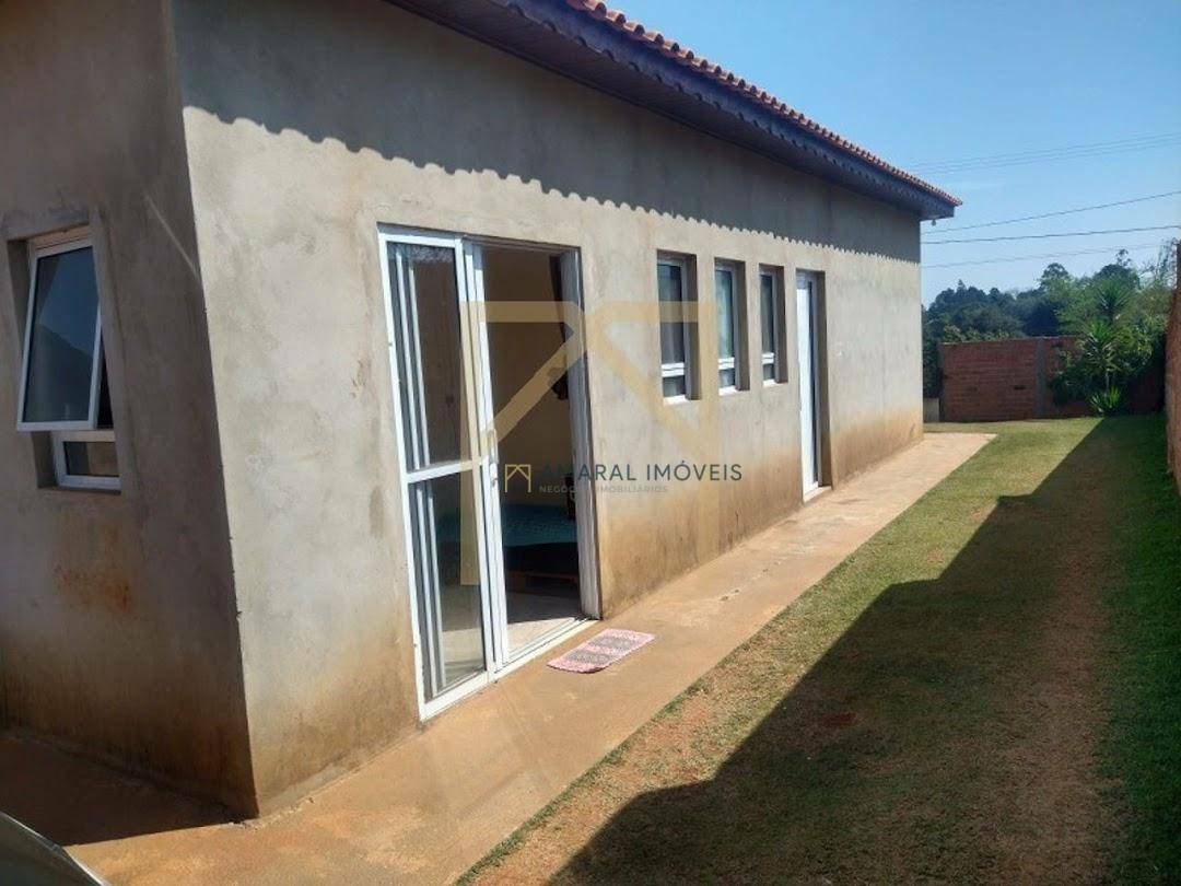 Casa à venda com 3 quartos, 85m² - Foto 3