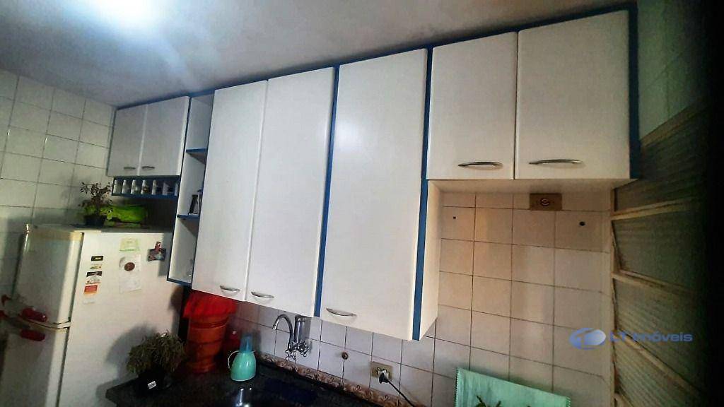 Apartamento à venda com 2 quartos, 68m² - Foto 20