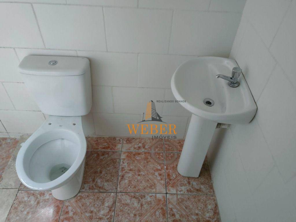 Sobrado à venda com 8 quartos, 250m² - Foto 30