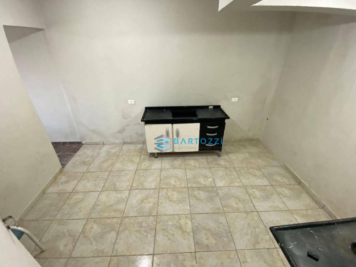 Sobrado à venda com 2 quartos, 157m² - Foto 10