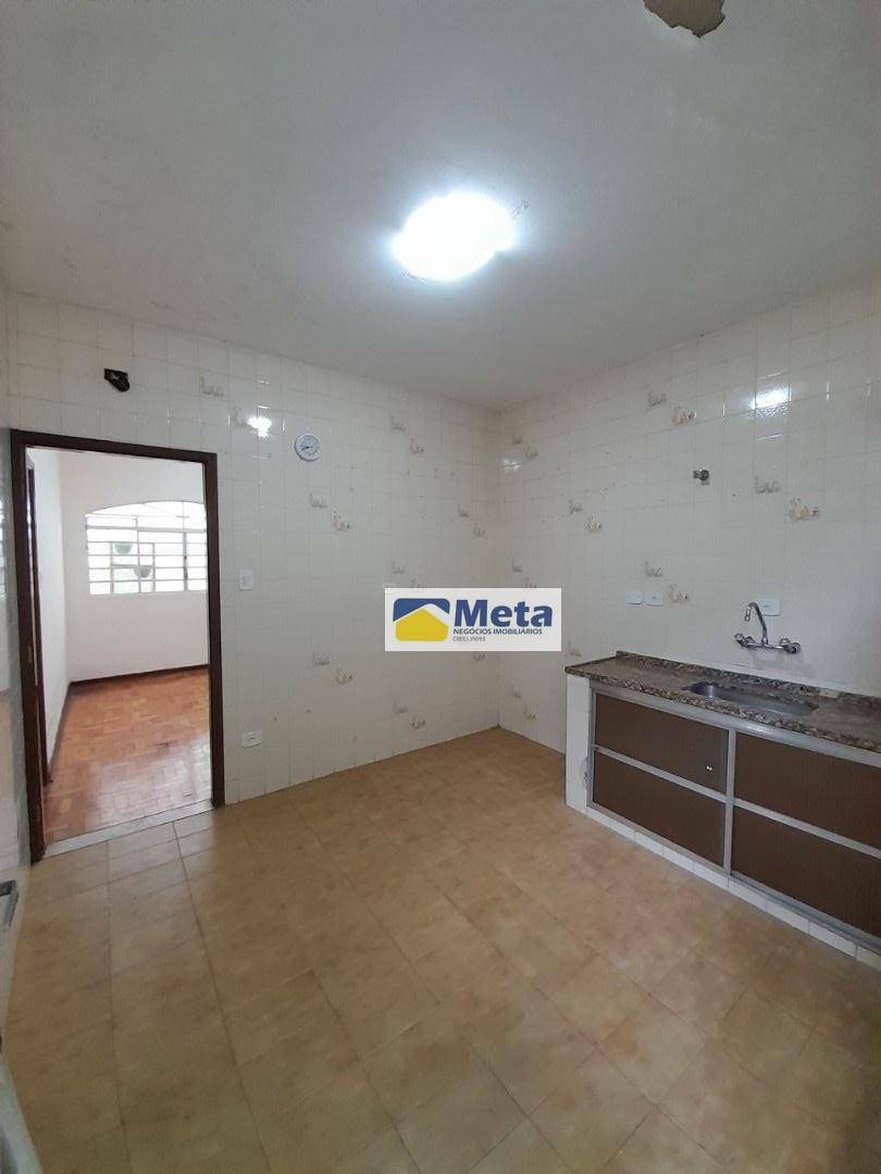 Casa à venda com 3 quartos, 250M2 - Foto 13