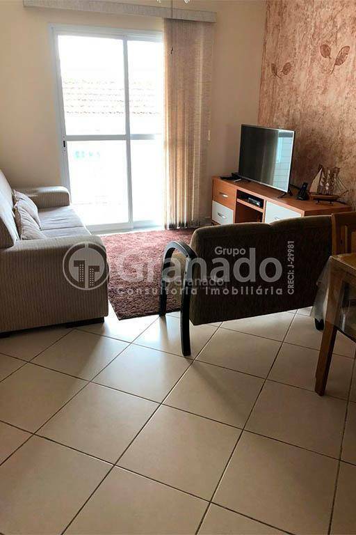 Apartamento à venda com 2 quartos, 83m² - Foto 9