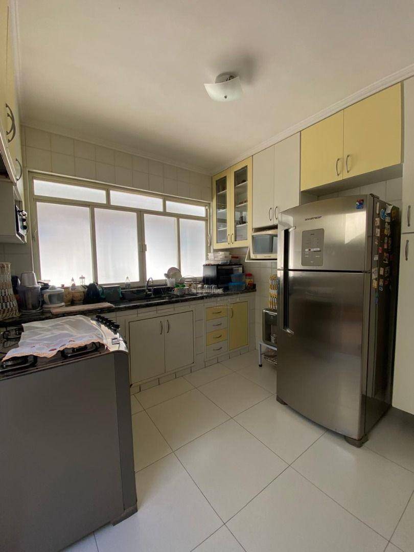 Casa à venda com 3 quartos, 264m² - Foto 10