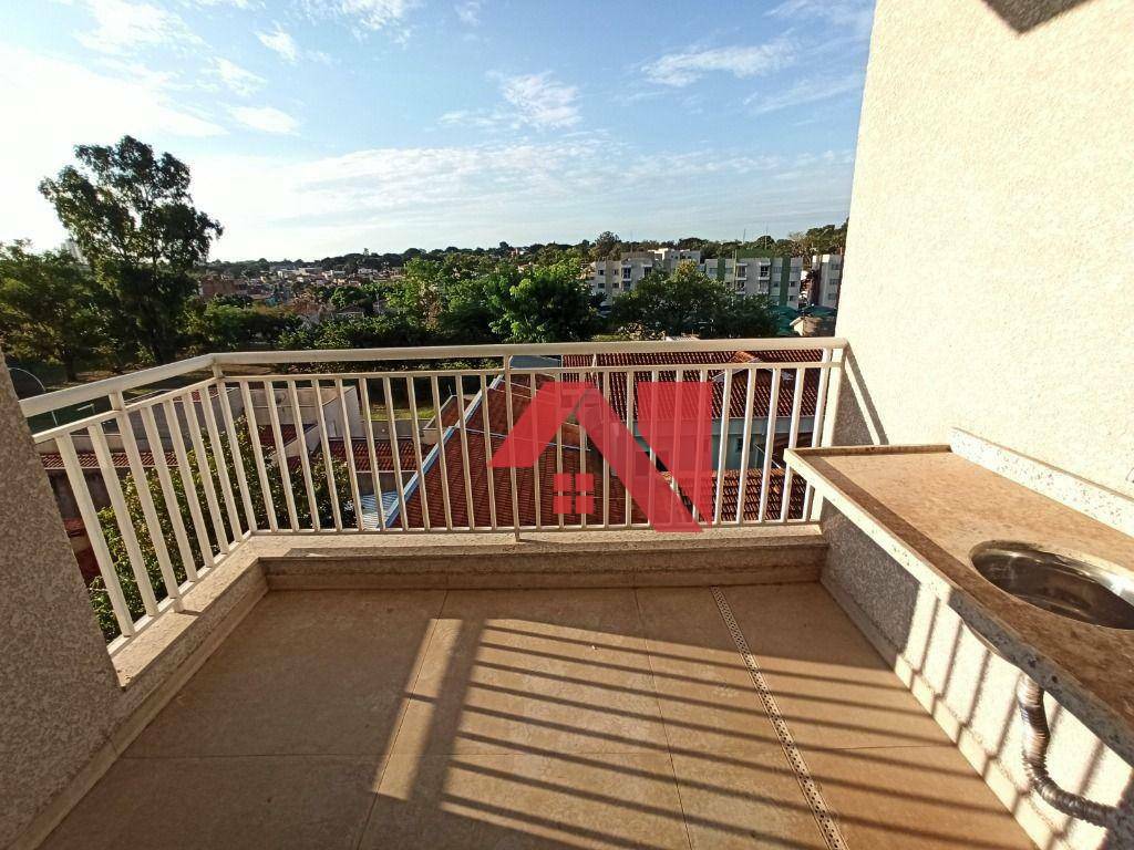 Apartamento à venda com 3 quartos, 86m² - Foto 2