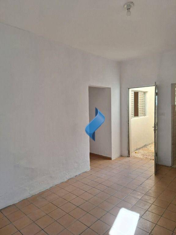 Casa à venda com 5 quartos, 241m² - Foto 10