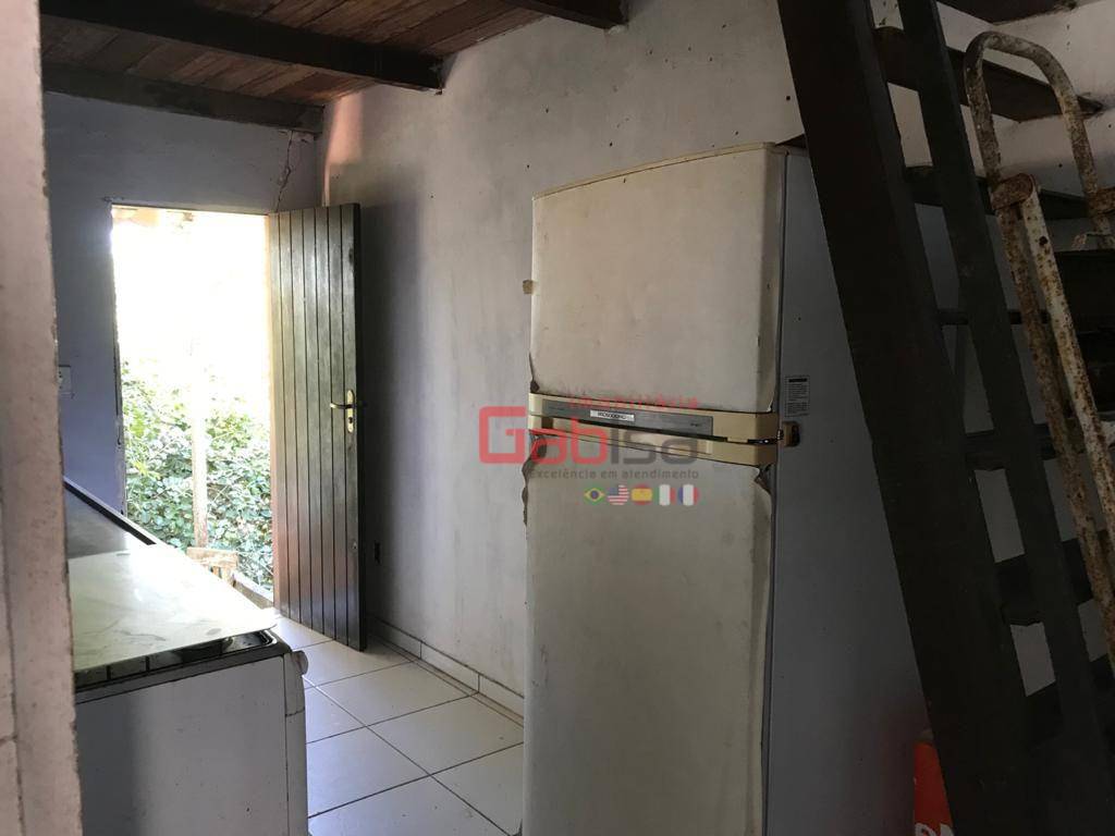 Casa à venda com 3 quartos, 144m² - Foto 14