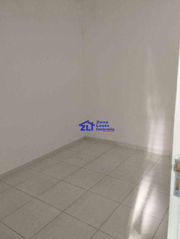 Casa para alugar com 1 quarto, 70m² - Foto 8