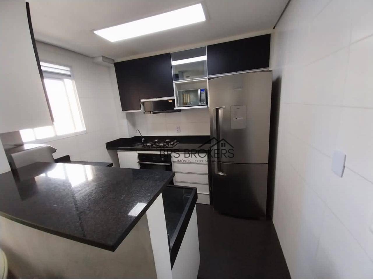 Apartamento à venda com 2 quartos, 38m² - Foto 18