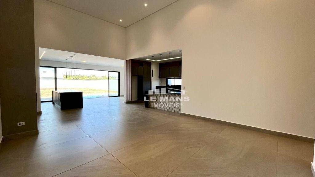 Casa de Condomínio à venda com 4 quartos, 269m² - Foto 5