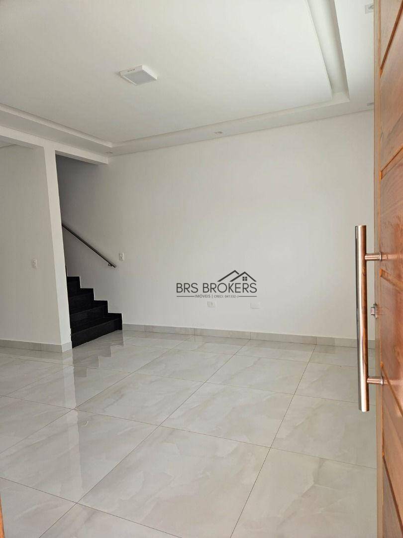 Sobrado à venda com 3 quartos, 128m² - Foto 2