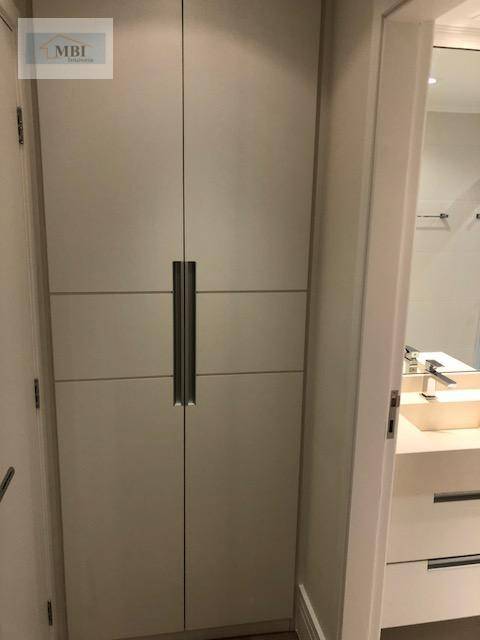 Apartamento à venda com 3 quartos, 225m² - Foto 16