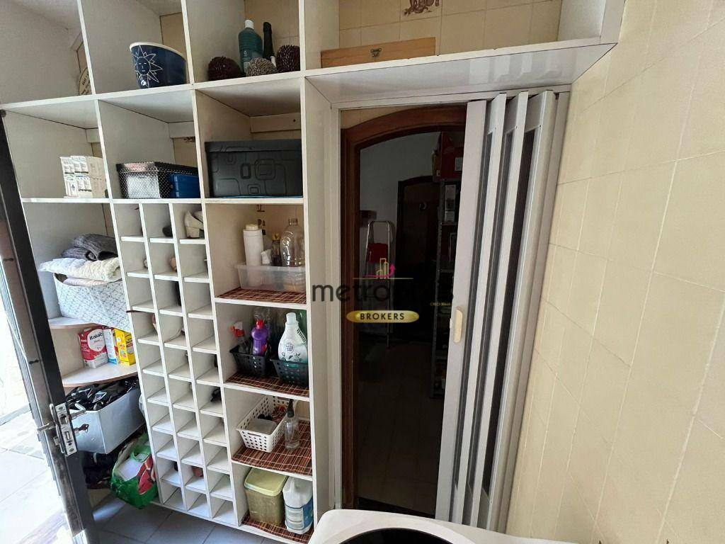 Sobrado à venda com 3 quartos, 160m² - Foto 9