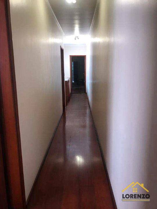 Sobrado à venda com 3 quartos, 247m² - Foto 23