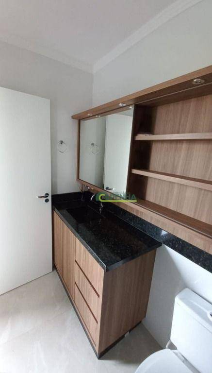 Apartamento à venda com 3 quartos, 95m² - Foto 17