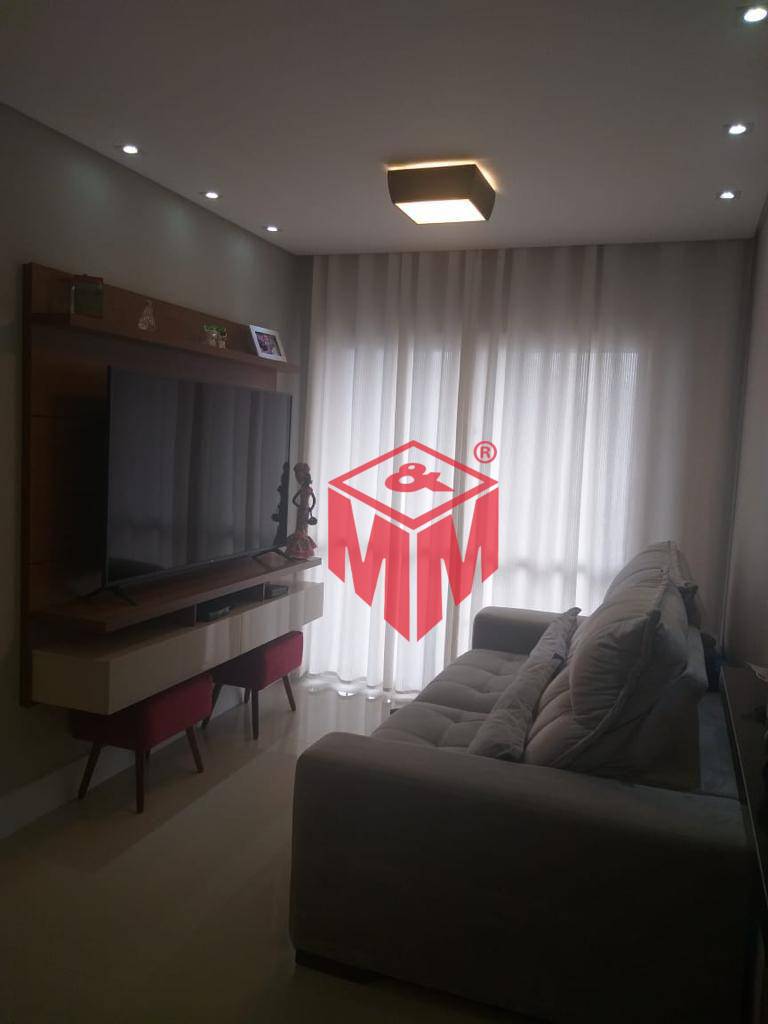 Apartamento à venda com 2 quartos, 72m² - Foto 1