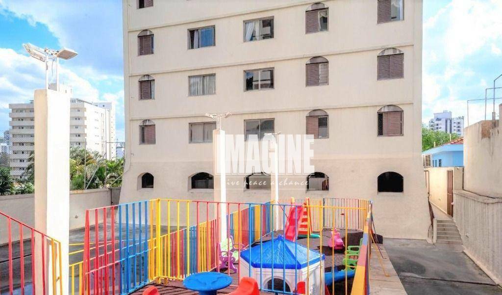 Apartamento à venda com 2 quartos, 68m² - Foto 32