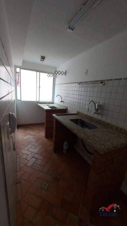 Apartamento à venda com 2 quartos, 45m² - Foto 12