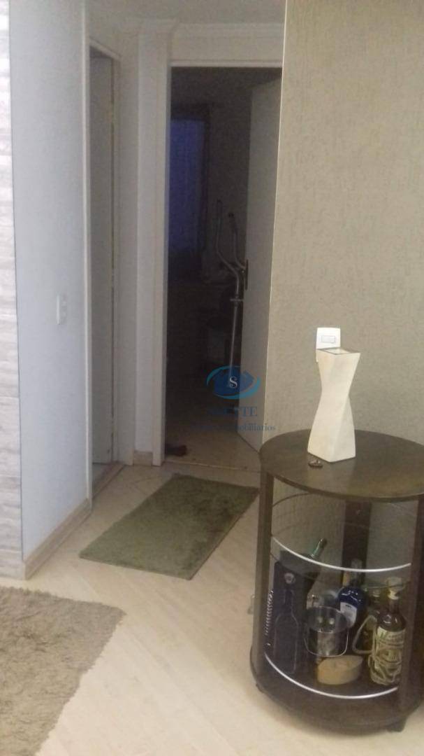 Apartamento à venda com 2 quartos, 56m² - Foto 2