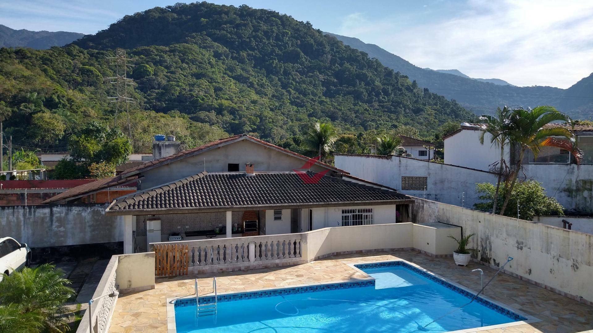 Pousada-Chalé à venda com 8 quartos, 528m² - Foto 1