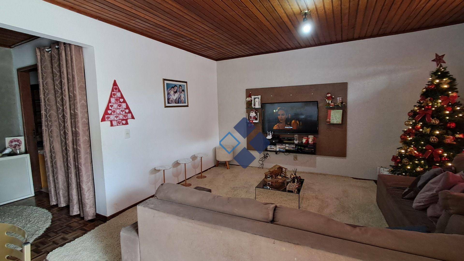 Sobrado à venda com 4 quartos, 180m² - Foto 3