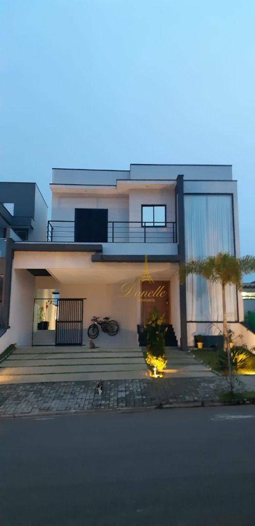 Sobrado à venda com 3 quartos, 220m² - Foto 1