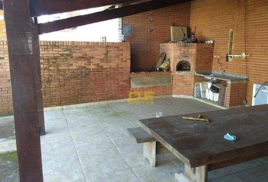 Casa à venda com 5 quartos, 350m² - Foto 2