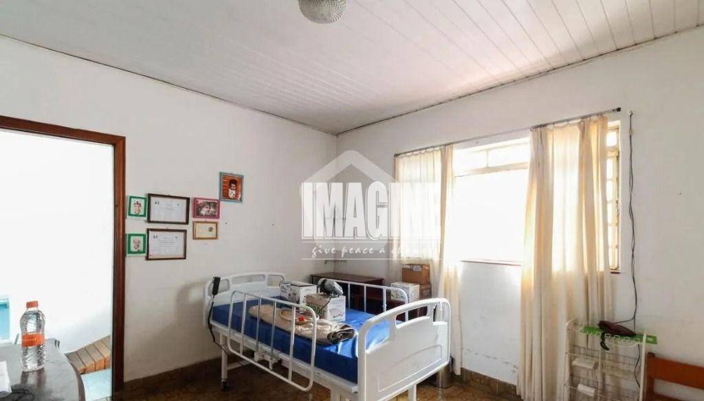 Casa à venda com 4 quartos, 157m² - Foto 8