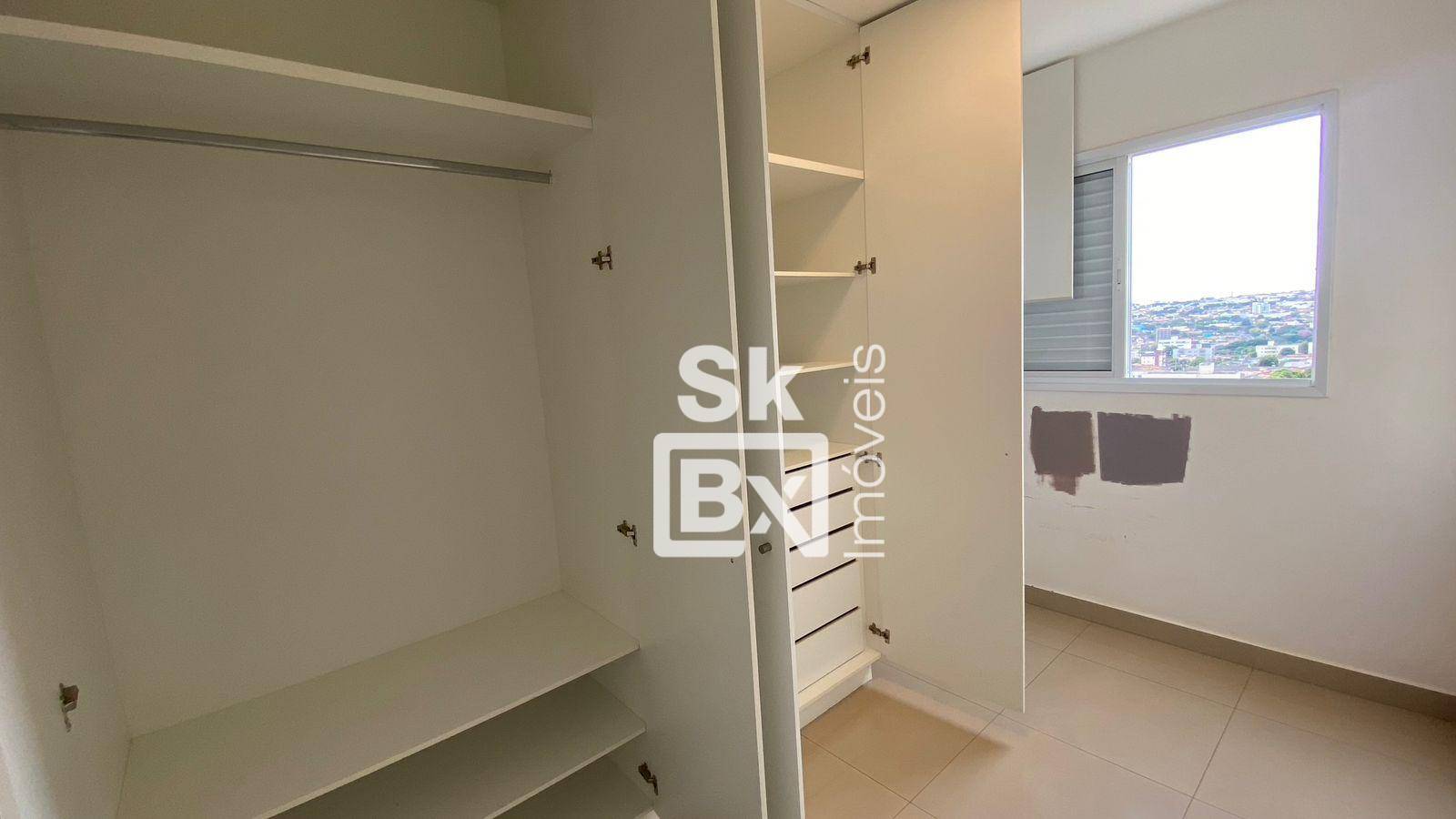 Apartamento à venda com 2 quartos, 60m² - Foto 19