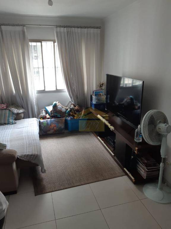 Apartamento à venda com 3 quartos, 94m² - Foto 1