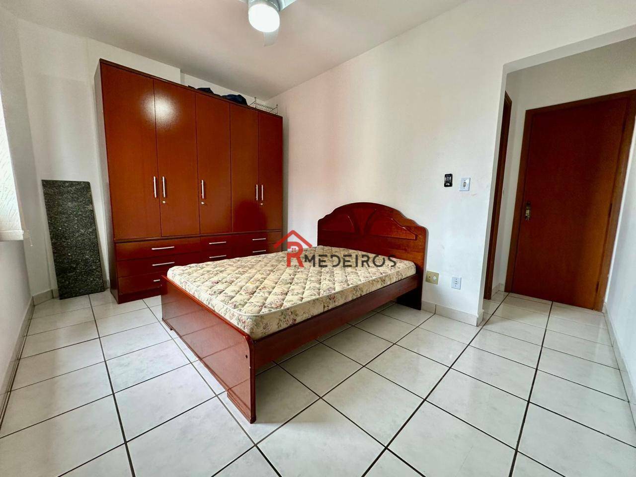 Apartamento à venda com 2 quartos, 81m² - Foto 9