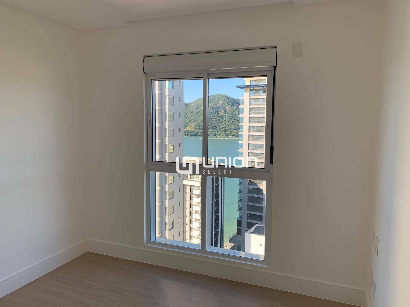 Apartamento à venda com 4 quartos, 153m² - Foto 15