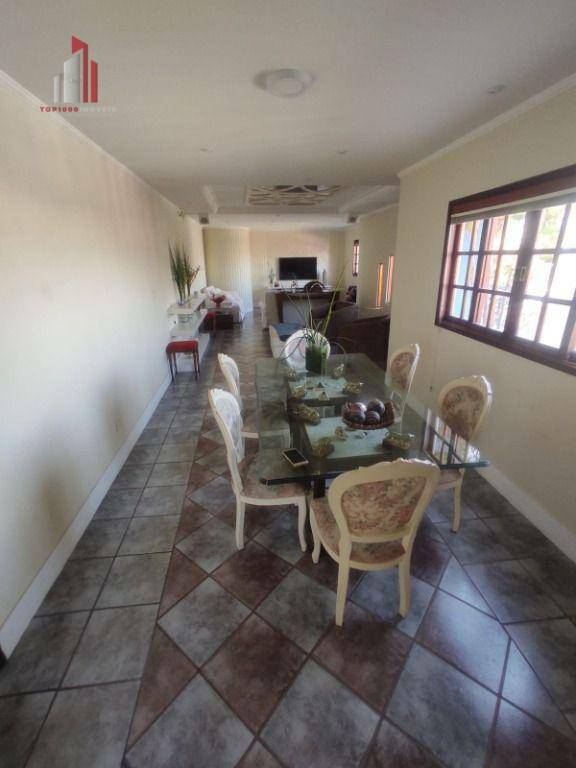 Sobrado à venda com 3 quartos, 283m² - Foto 2