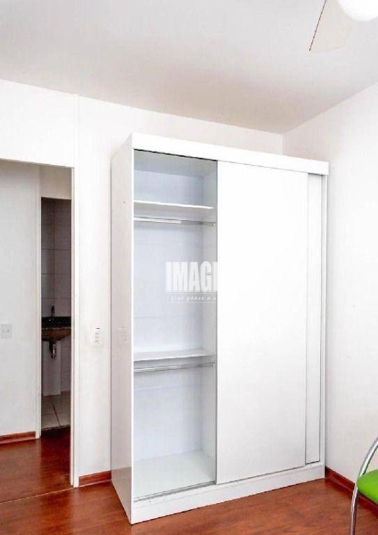 Apartamento à venda com 2 quartos, 60m² - Foto 10