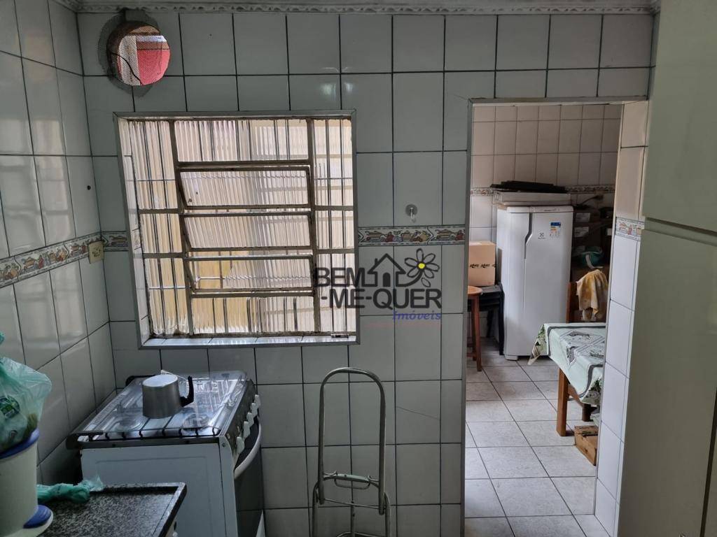 Casa à venda com 3 quartos, 100m² - Foto 7